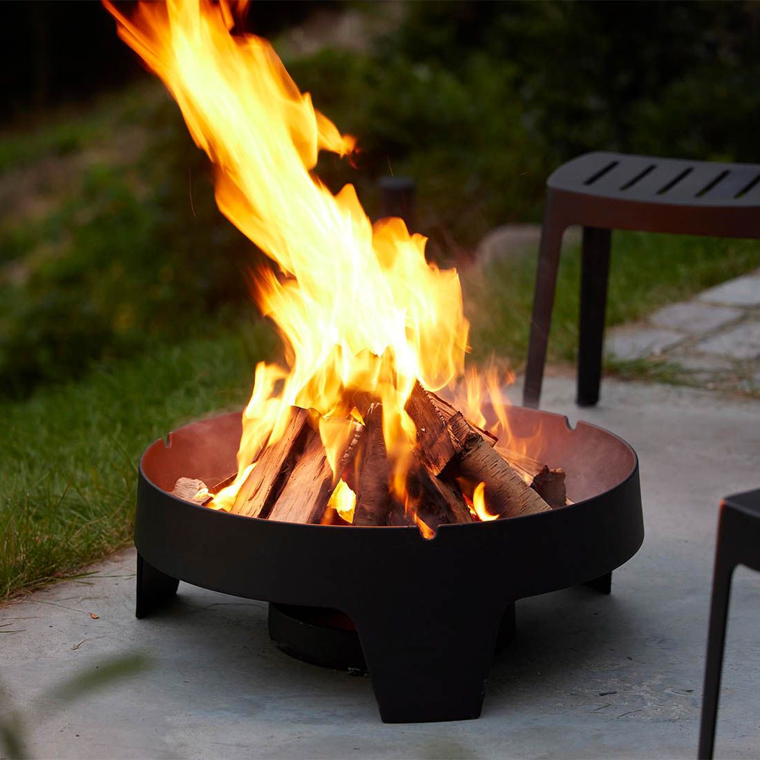 Detaljbilde av Bålpanne Ember Ø60 cm støpejern svart