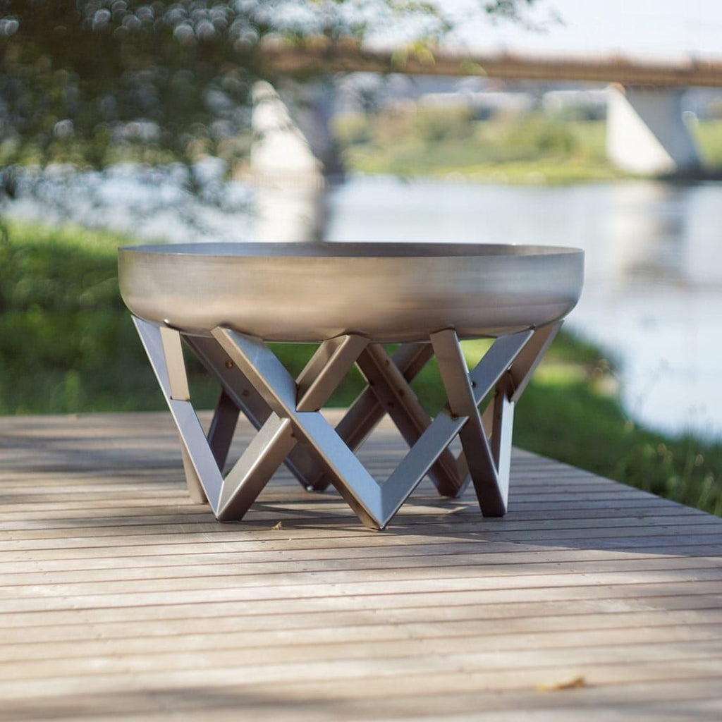 Detalj av Bålpanne Venta Ø63 cm rustfritt stål materiale