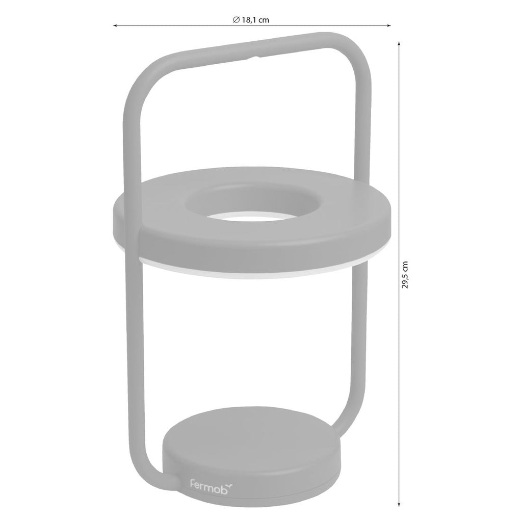 Bordlampe ute Ulli 29,5 cm, dimmbar aluminium montert i hage