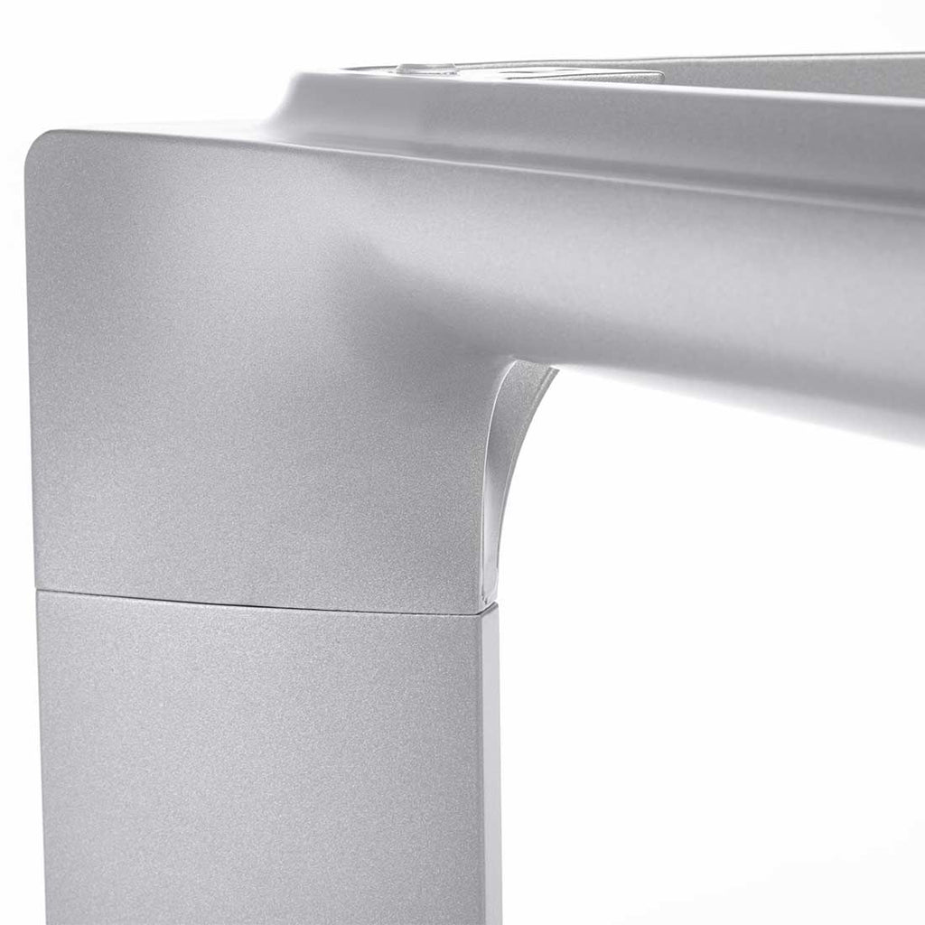 Montert Bordunderstell Diamond aluminium 95x95 cm sølv i hage