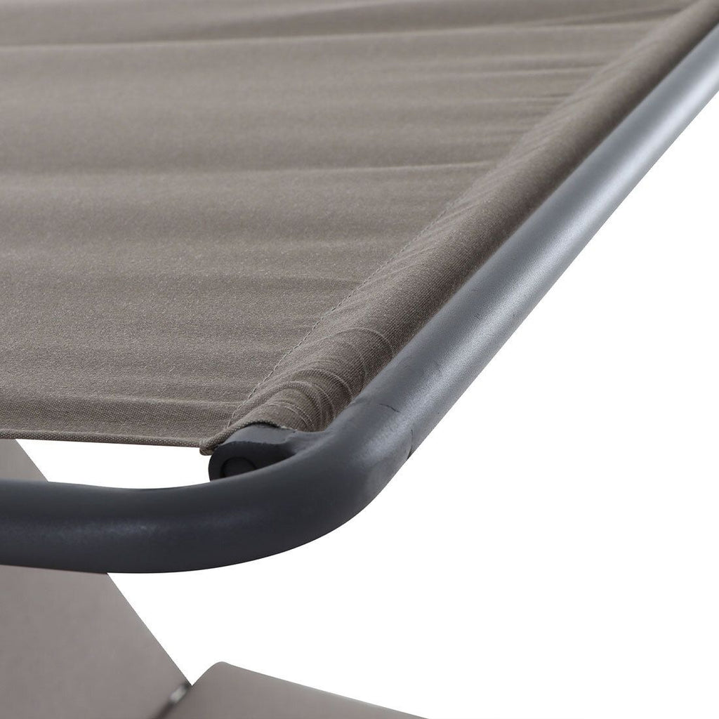 Daybed Corido justerbar flettverk aluminium pute detalj