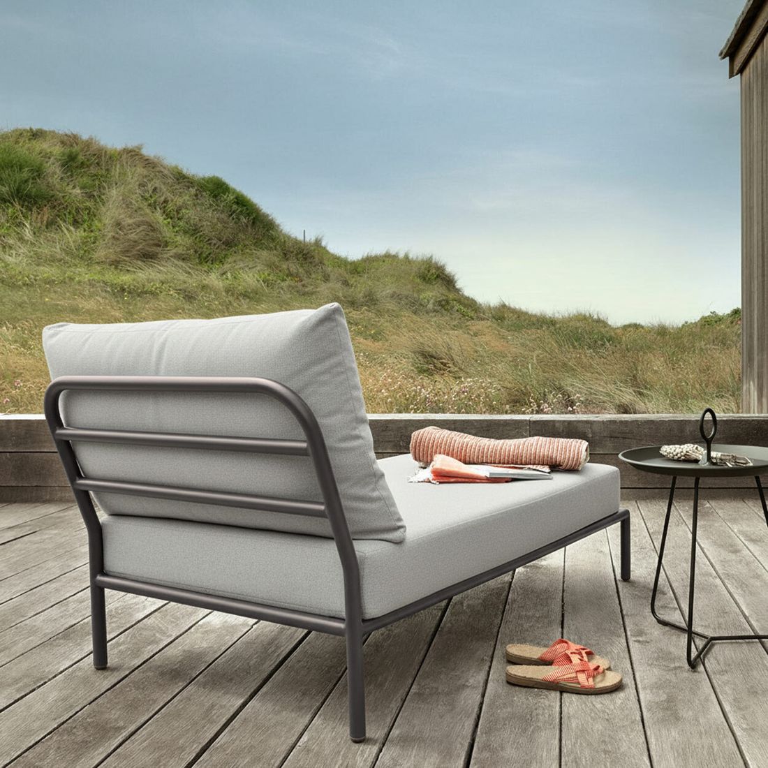 Daybed Level 2 aluminium/Sunbrella 81x139 cm liggestilling