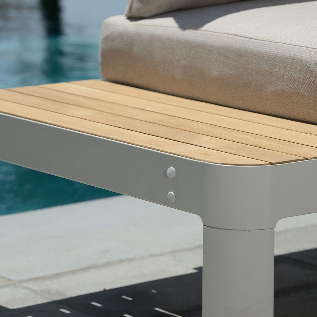 Daybed Portals aluminium olefin LifestyleGarden helhetsbilde