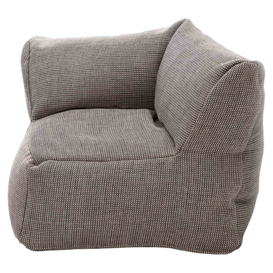 Endemodul lounge Dotty Cloud polypropylen 75x75 cm montert i hage