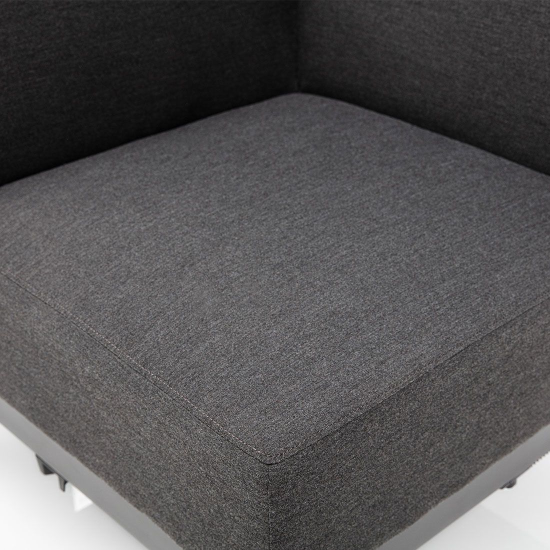Nærbilde av aluminiumramme på Endemodul lounge Pure aluminium 71x71 cm Kettler