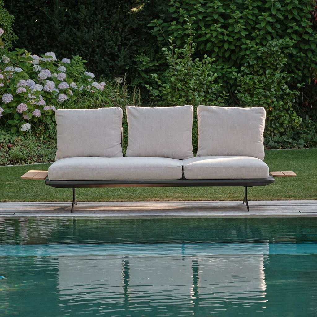 Enya påsettingsbord rustfritt stål teak 84x29 cm nærbilde 2