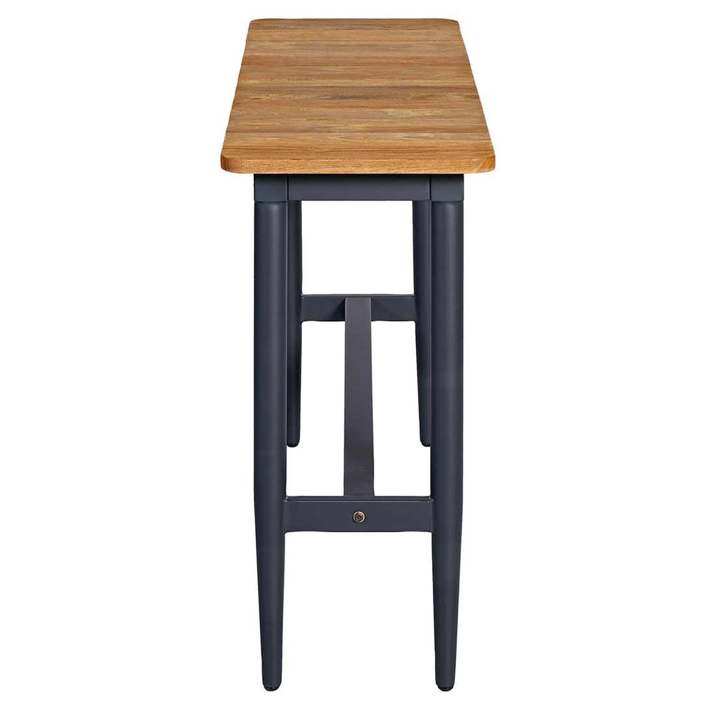 Detalj av sitteflate i resirkulert teak på Hagebenk Clark