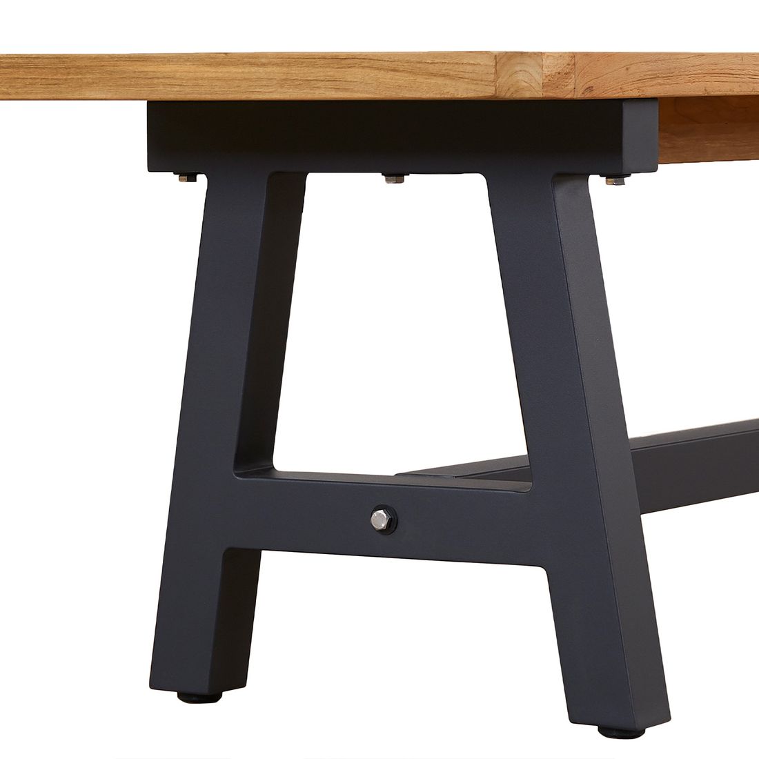 Nærbilde av teak sitteflate på Hagebenk Omaha aluminium/resirkulert teak 200 cm