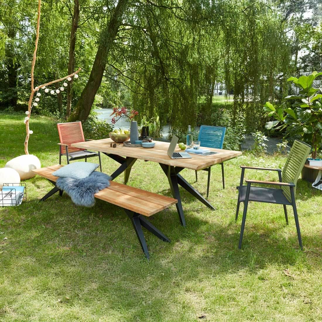 Nærbilde av Hagebenk Rotterdam rustfritt stål/resirkulert teak 240 cm sitteflate