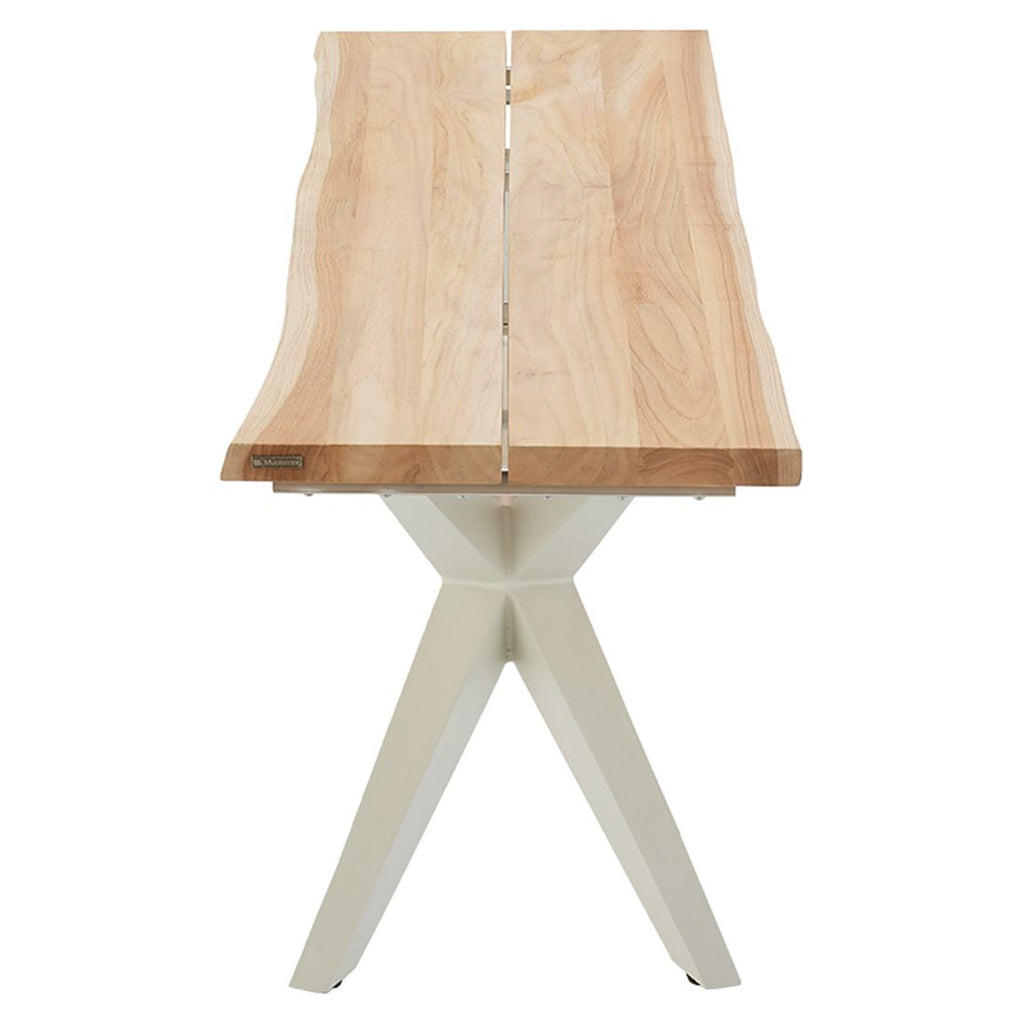 Montert Hagebenk Skagen rustfritt stål og teak 220 cm på terrasse
