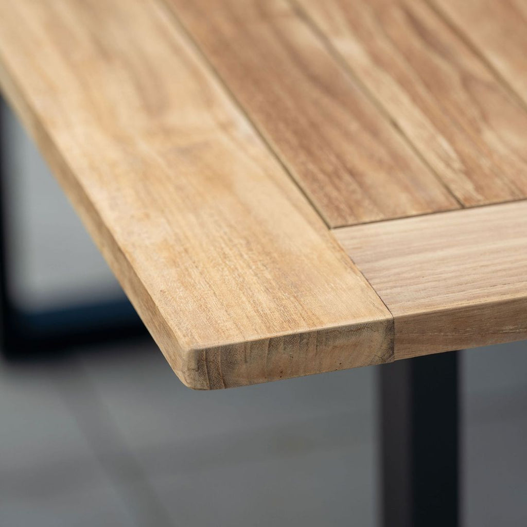 Montert Hagebord 180x100 cm aluminium/teak - Stern på terrasse