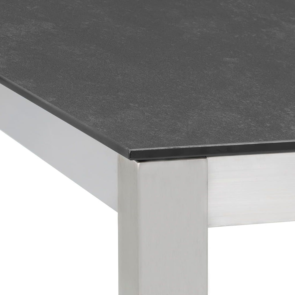 Montert Hagebord 220x100 cm rustfritt stål/glasskeramikk - OUTLIV på terrasse