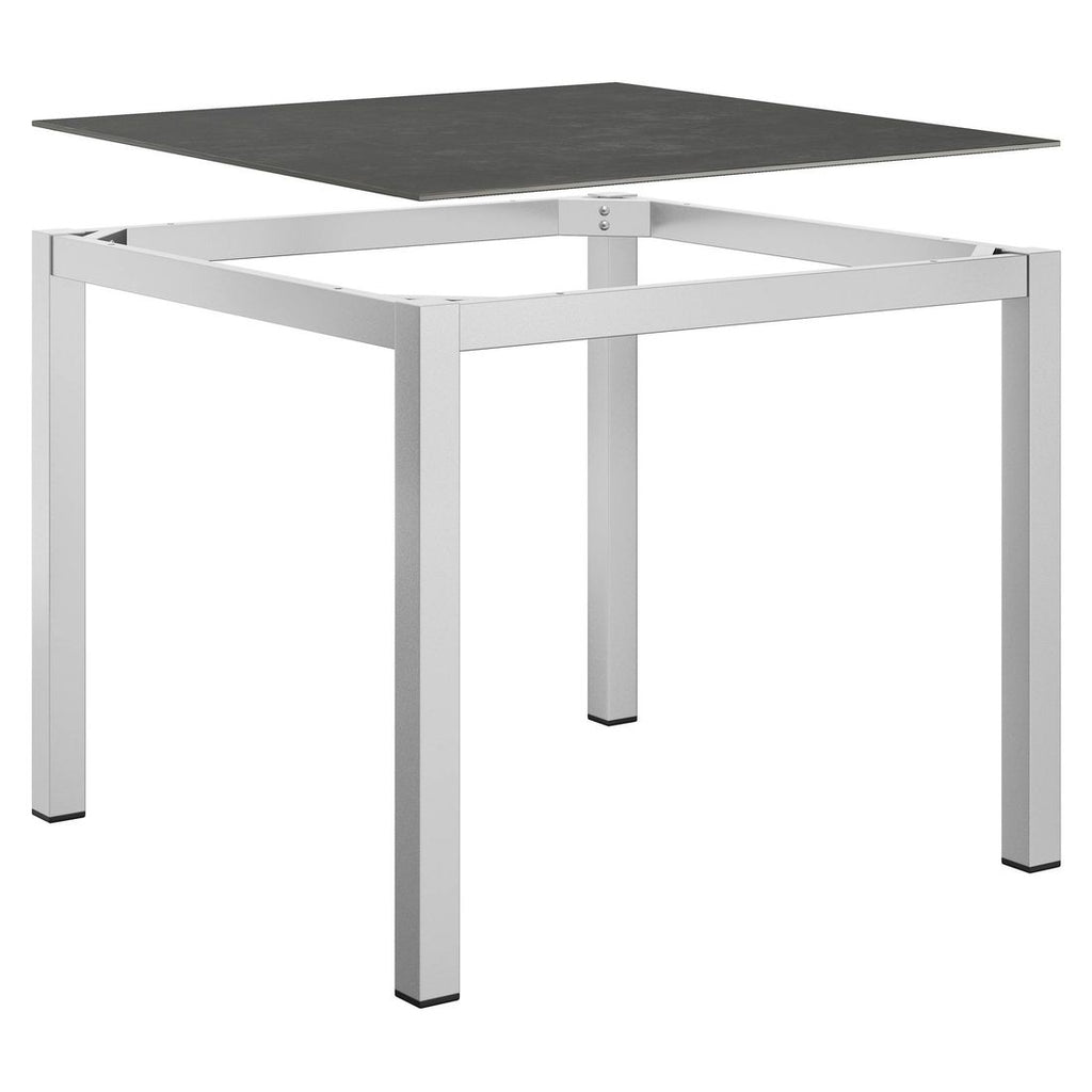 Hagebord 90x90 cm aluminium/glasskeramikk - OUTLIV montert på terrasse