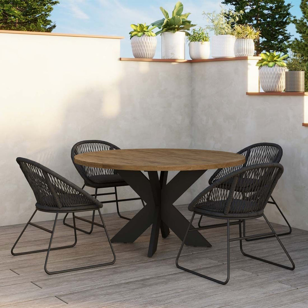 Detalj av bordplate på Hagebord Atlanta aluminium/resirkulert teak Ø130 cm