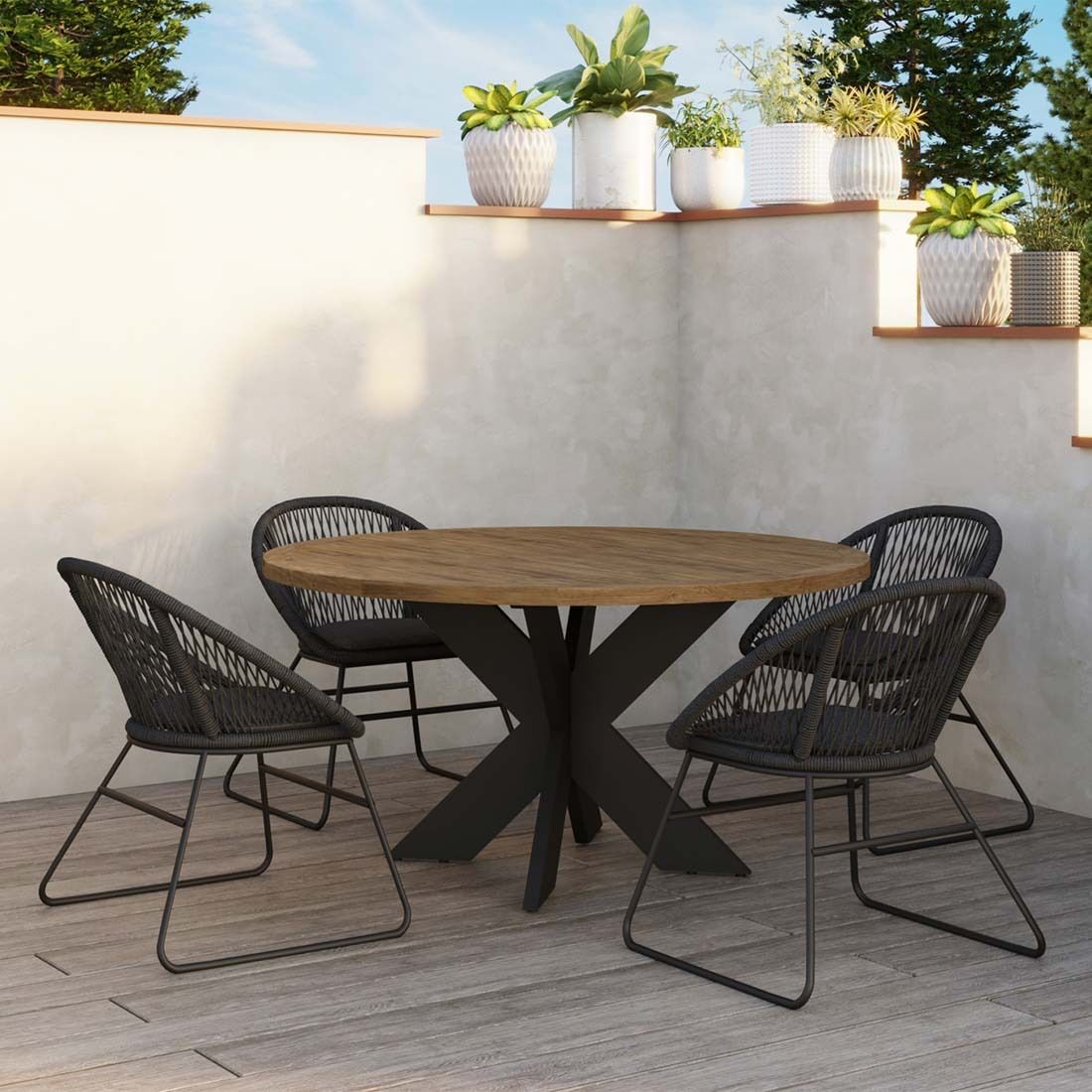 Detalj av bordplate på Hagebord Atlanta aluminium/resirkulert teak Ø130 cm