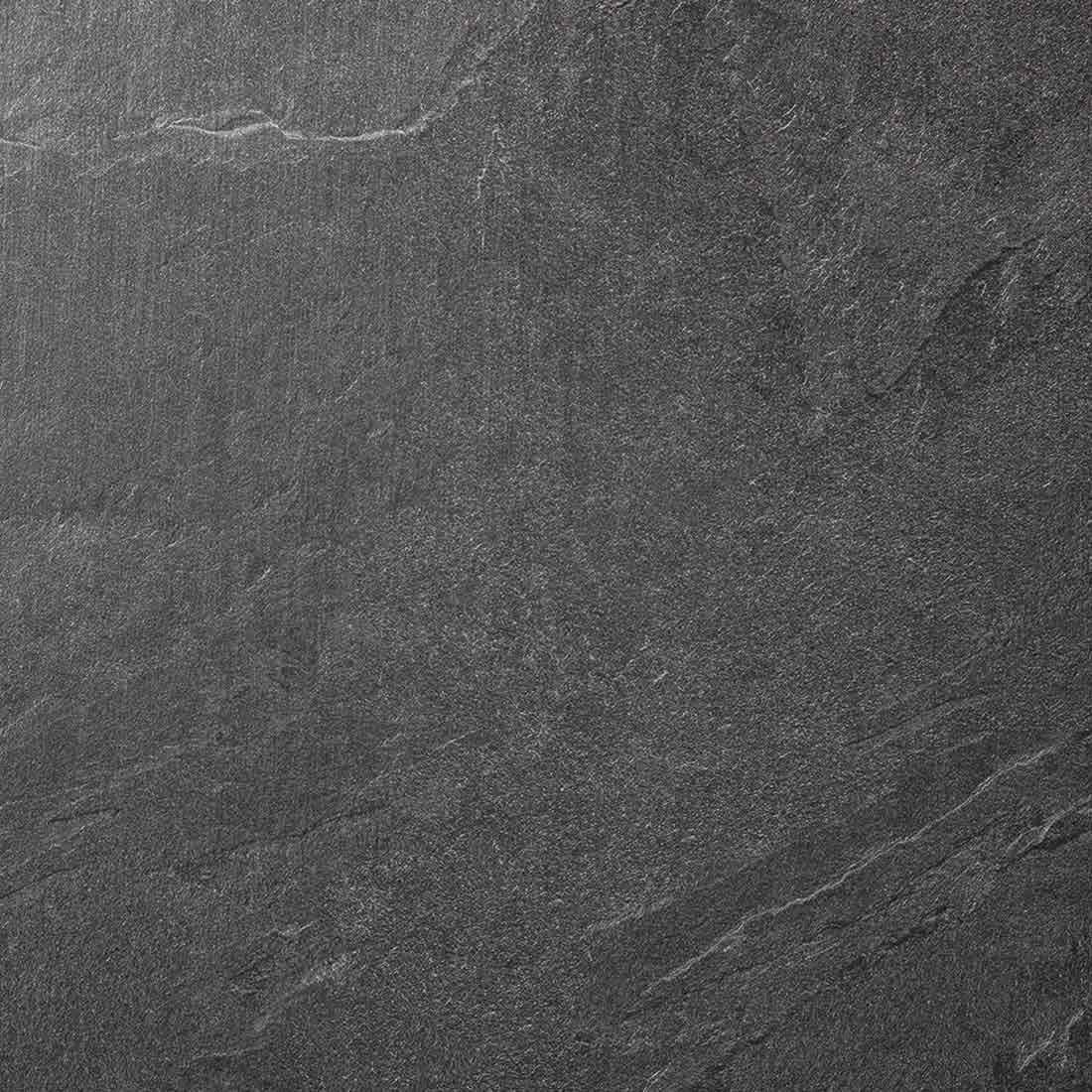 Montert Hagebord Cubic 140x70 cm aluminium HPL antrasitt på terrasse