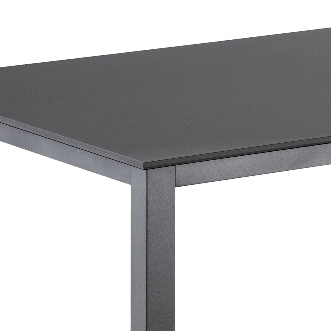 Hagebord Cubic aluminium Kettalux 160x95 cm montert på terrasse