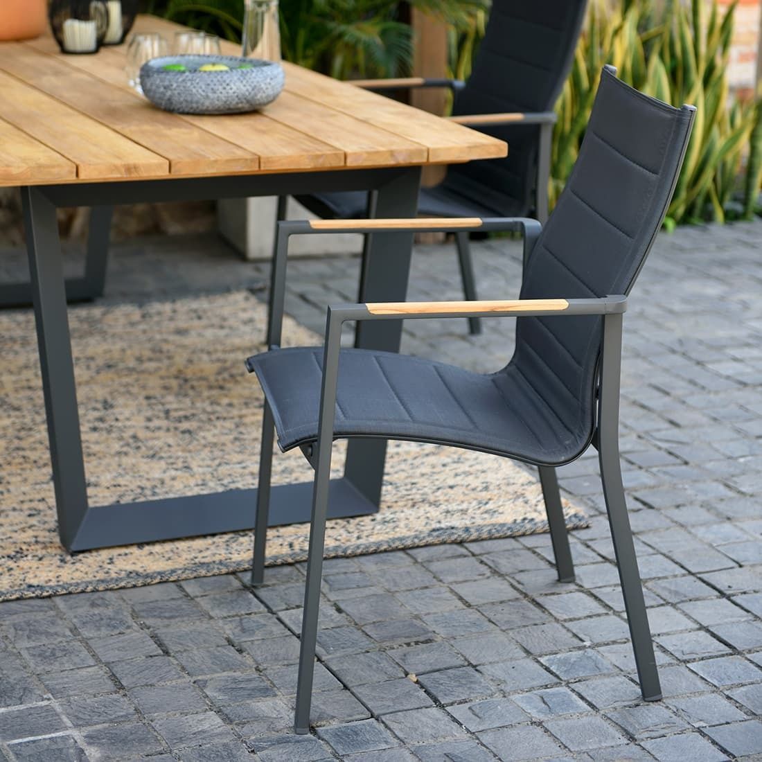 Hagebord Jimmy aluminium/resirkulert teak 216x99 cm - LifestyleGarden