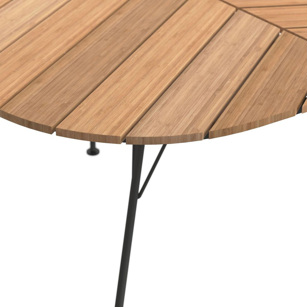 Sideprofil av Hagebord Leaf 146x146cm stål/bambus