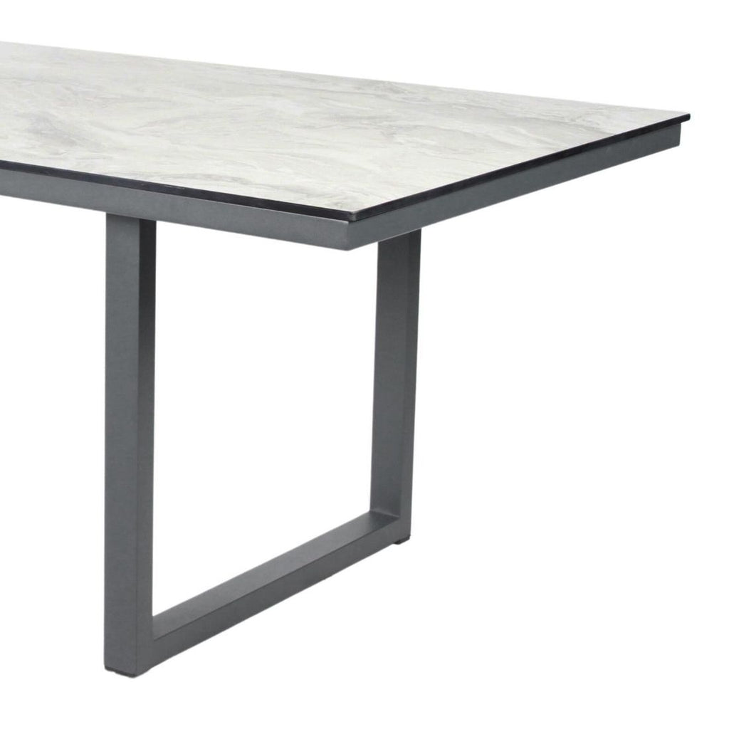 Montert Hagebord Pandora 200x100 cm aluminium HPL antrasitt på terrasse