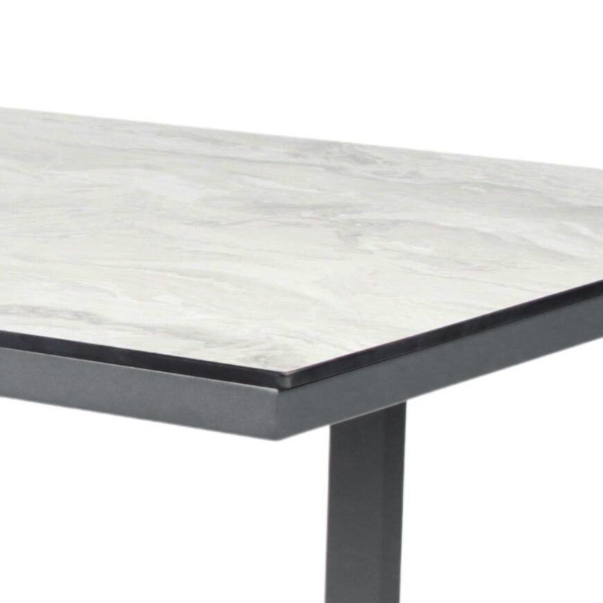 Nærbilde av bordplate på Hagebord Pandora 200x100 cm aluminium HPL antrasitt