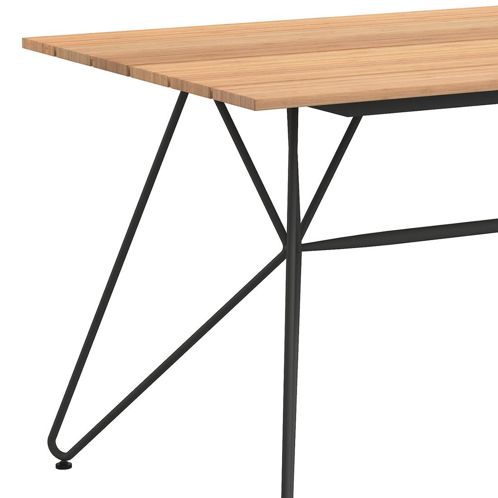 Oversikt av Hagebord Sketch på hage med blomster