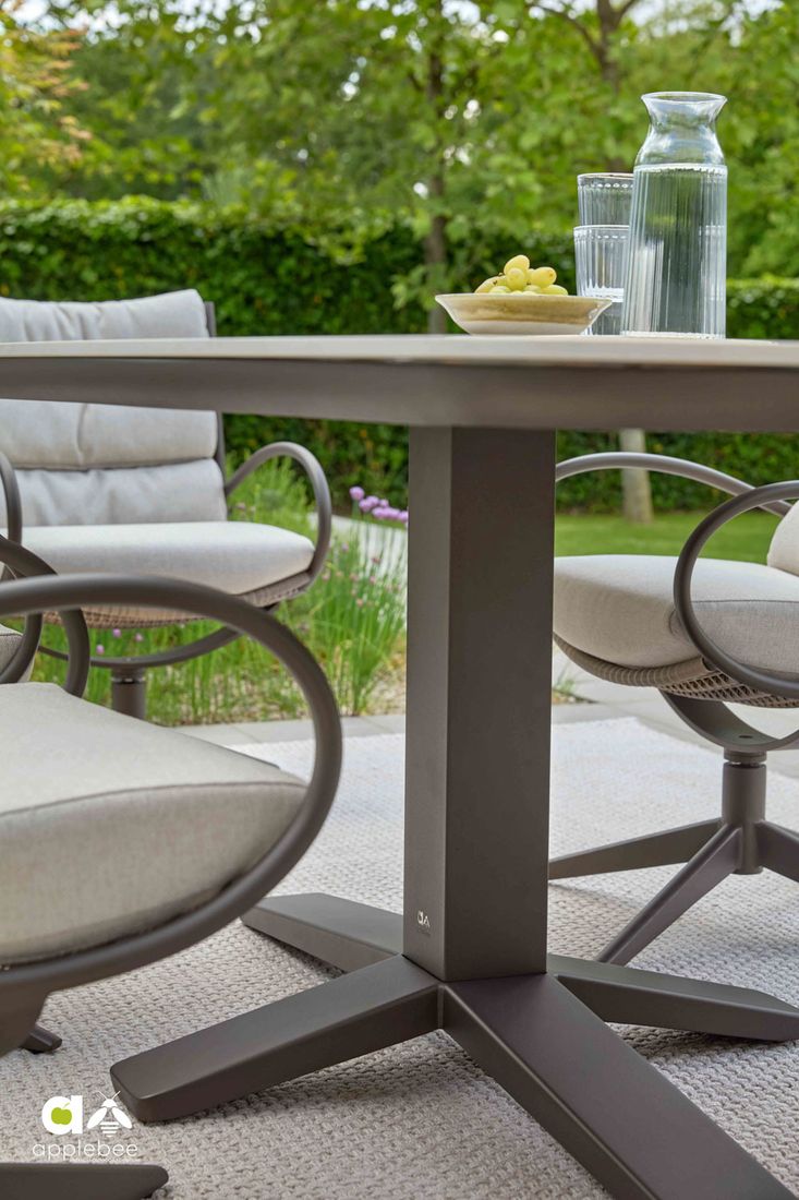 Hagebord Zanzibar aluminium og sinterstone 220x110 cm sett fra siden