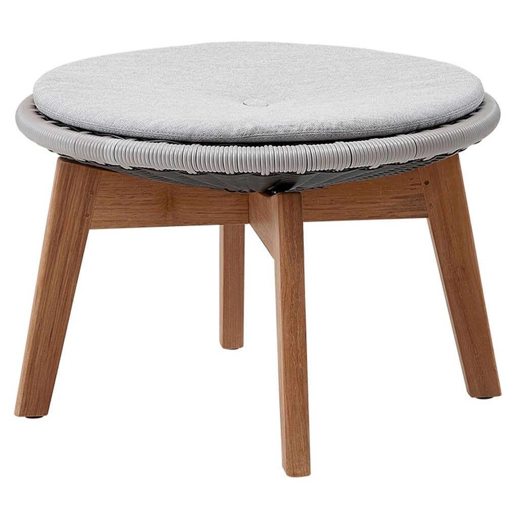 Hagekrakk Peacock resirkulert teak og flettverk foran