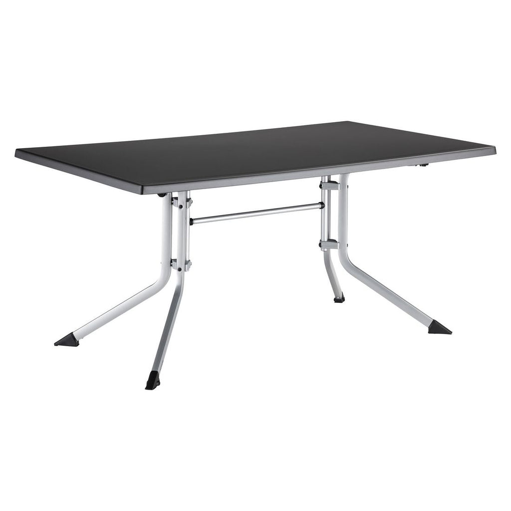 Hagemøbelsett Basic Plus 4 plasser aluminium montert på terrasse