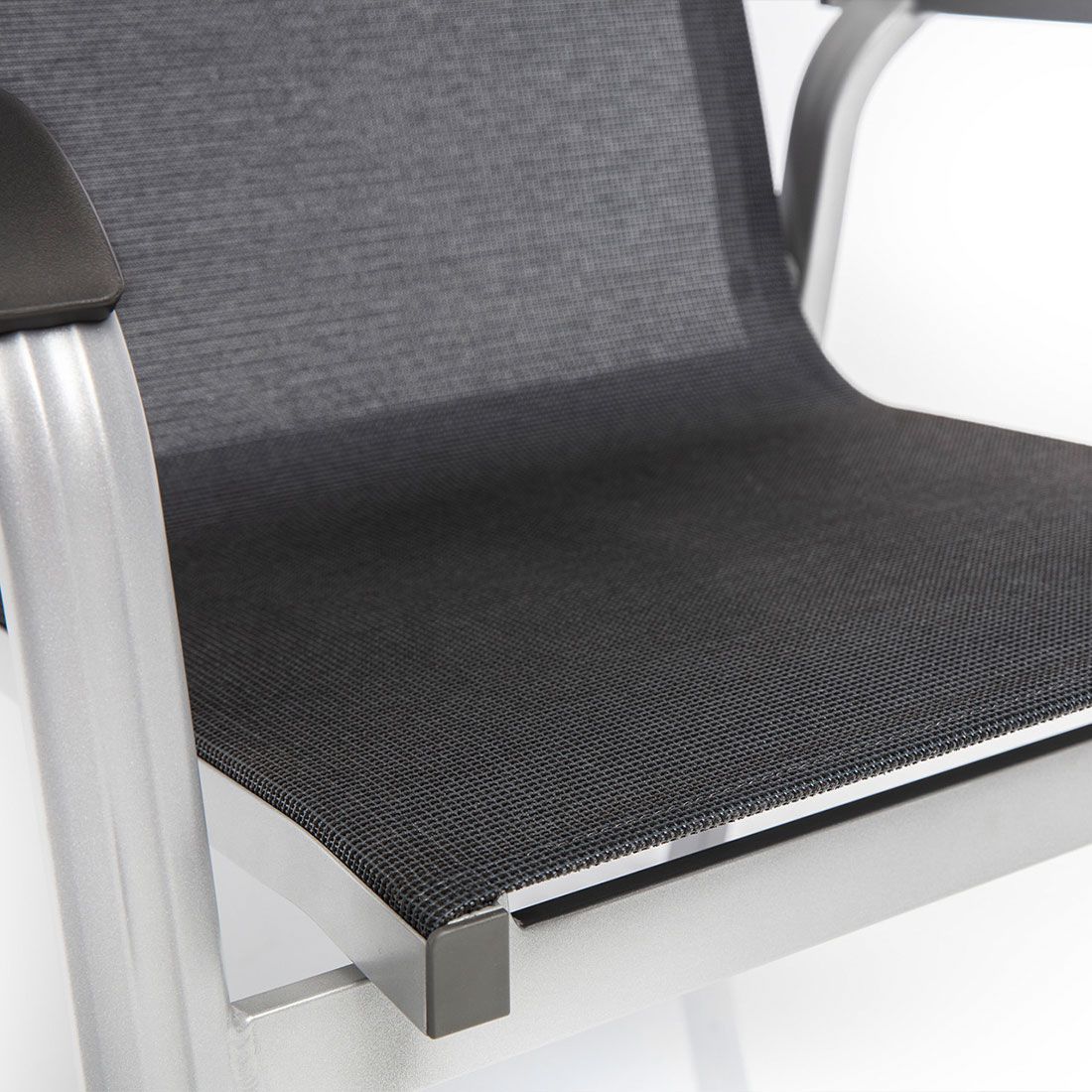 Oversikt over Hagemøbelsett Basic Plus 4 plasser aluminium HPL 160x95 cm i uterom