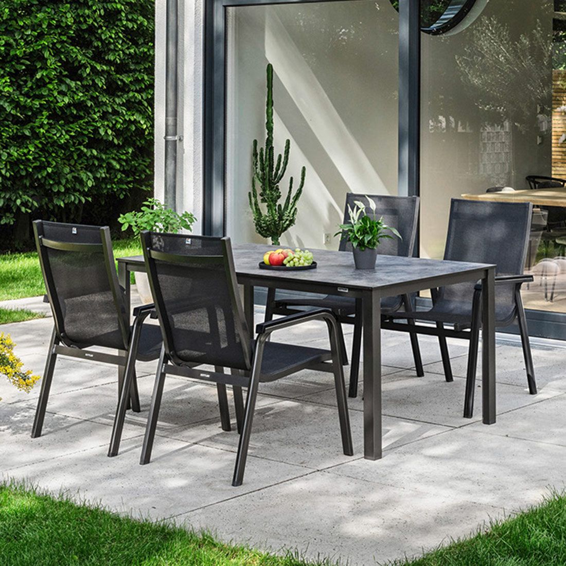Hagemøbelsett Basic Plus 4 plasser aluminium HPL sett forfra