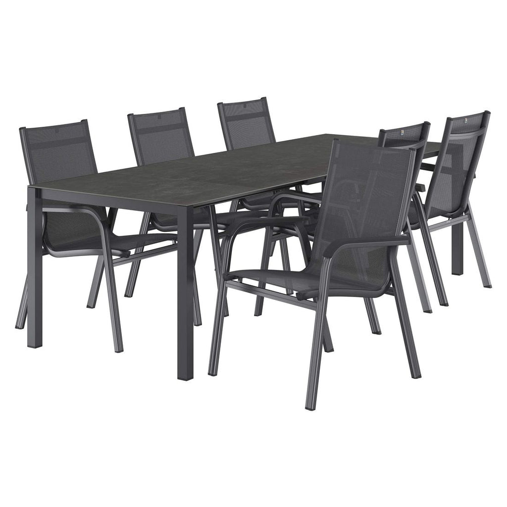 Montert Hagemøbelsett Basic Plus 6 plasser på terrasse