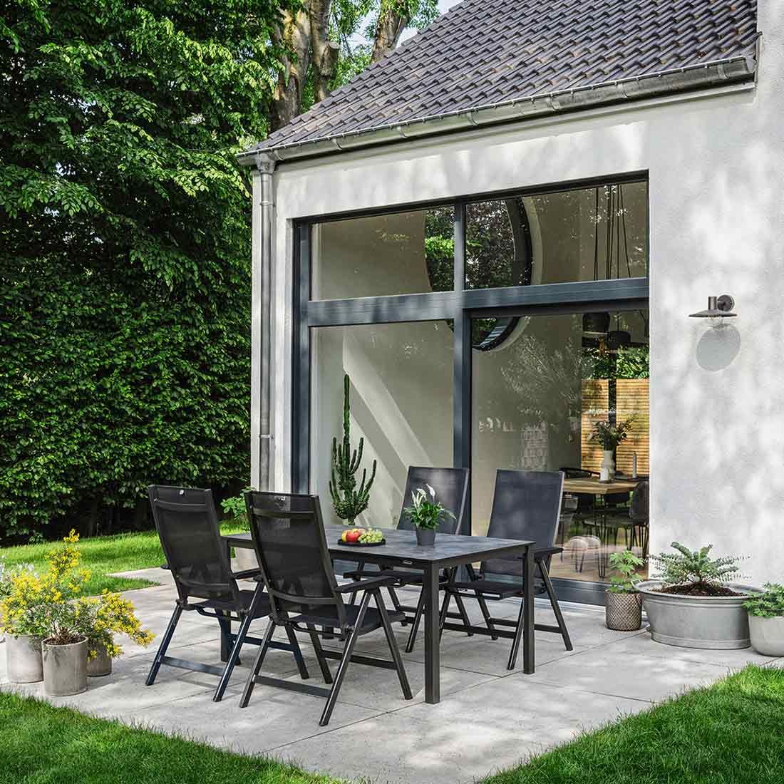 Detaljbilde av Hagemøbelsett Basic+ Premium 4 plasser aluminium HPL 160x95 cm