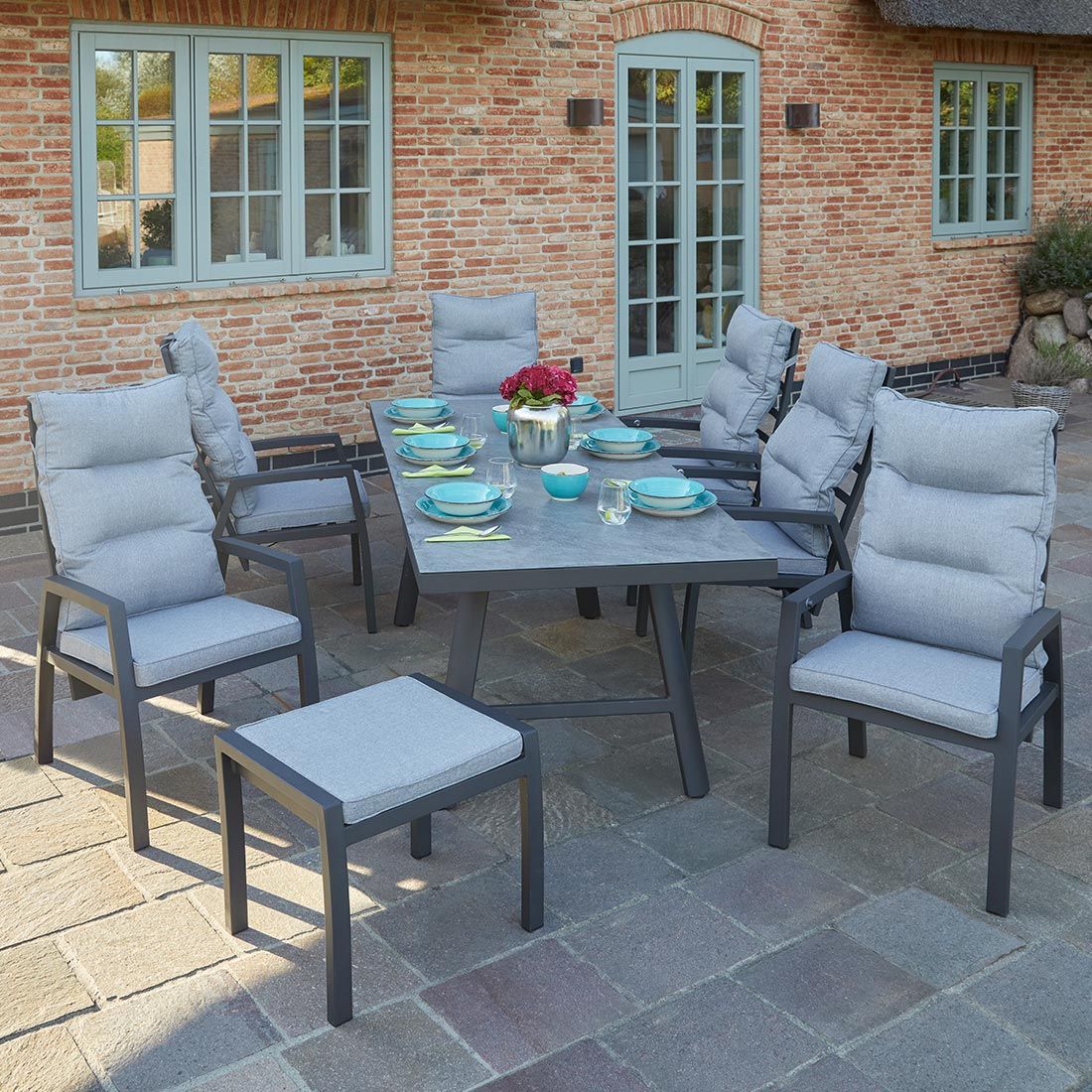 Hagemøbelsett Bondino 6 plasser, uttrekkbart 160/210x90 cm - LC Garden forfra