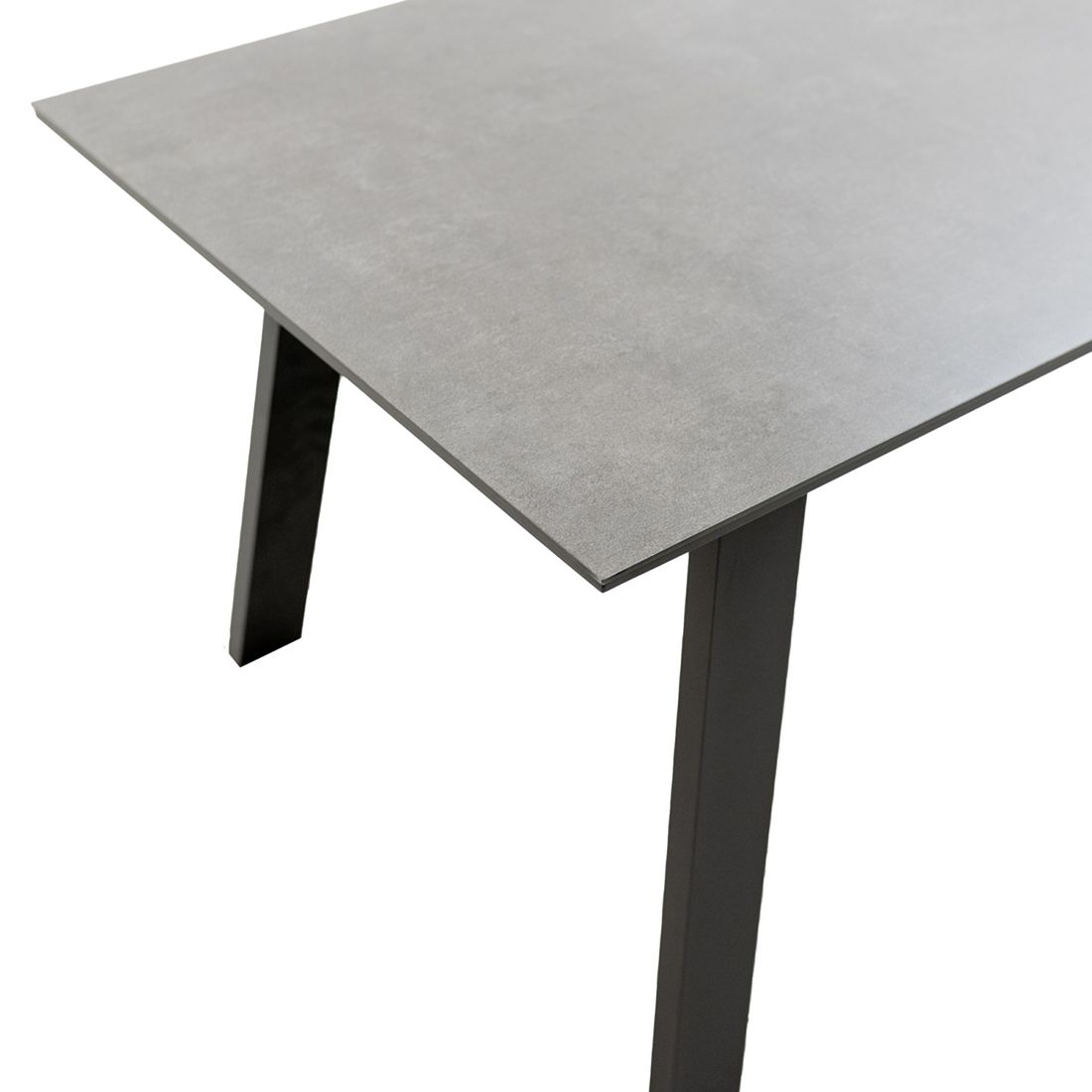 Hagemøbelsett Cairns 6 plasser aluminium/keramikk - OUTLIV.