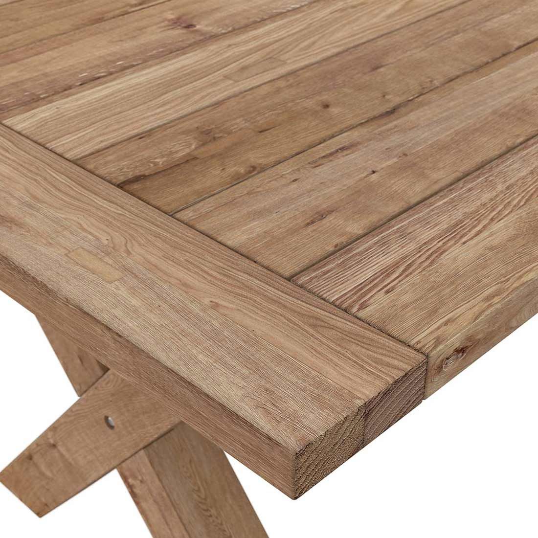 Hagemøbelsett Clovelly 7 deler teak/polyrotting i bruk med personer