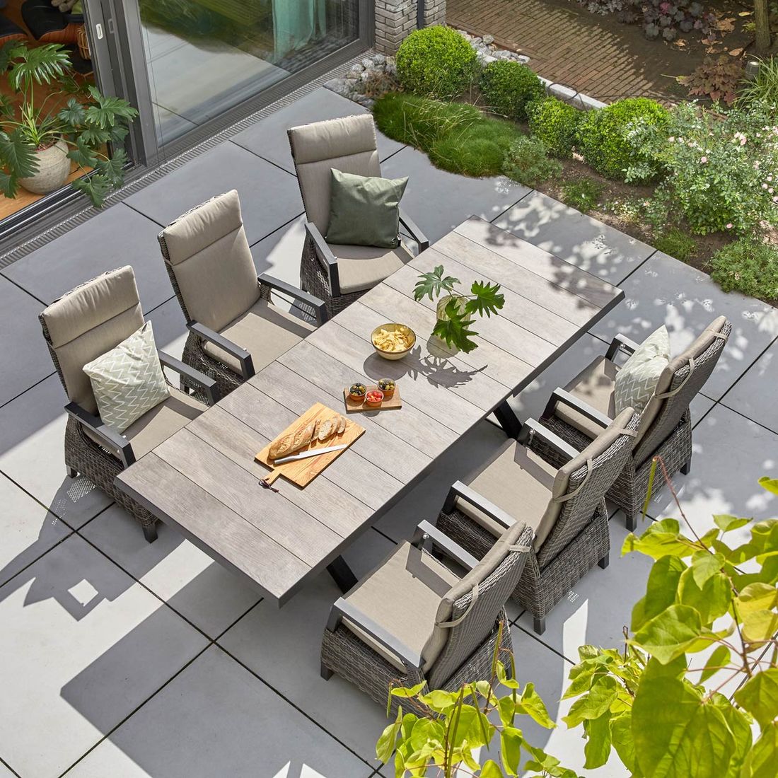Hagemøbelsett Corido 6 plasser uttrekkbart 200/260x100 cm front