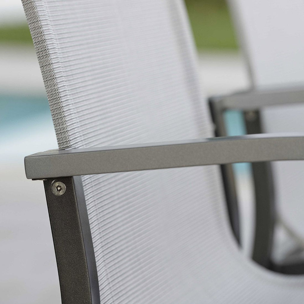 Montert hagemøbelsett Evoee 8 plasser uttrekkbart 200/260x90 cm - Stern på terrasse