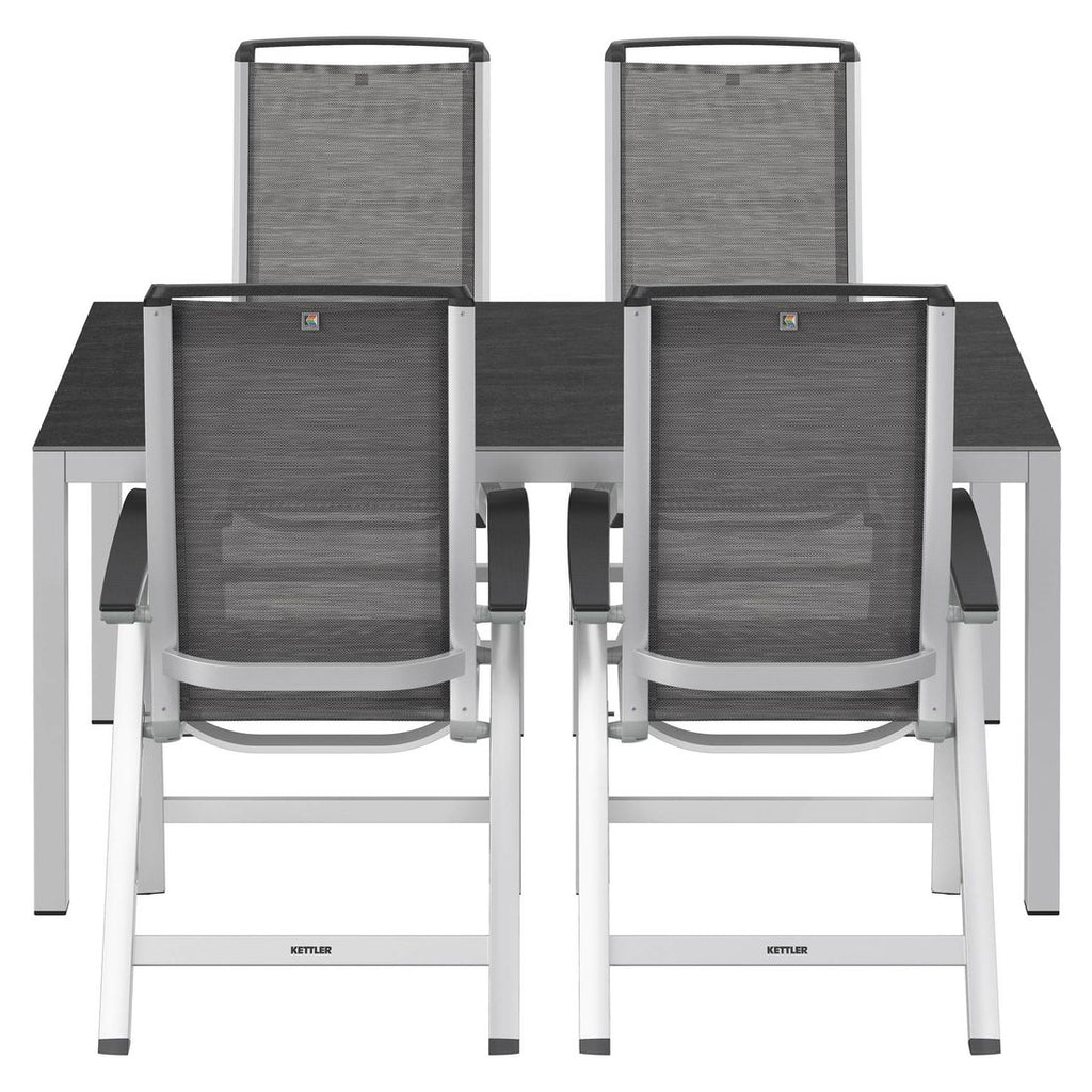 Montert Hagemøbelsett Forma II 4 plasser aluminium på terrasse
