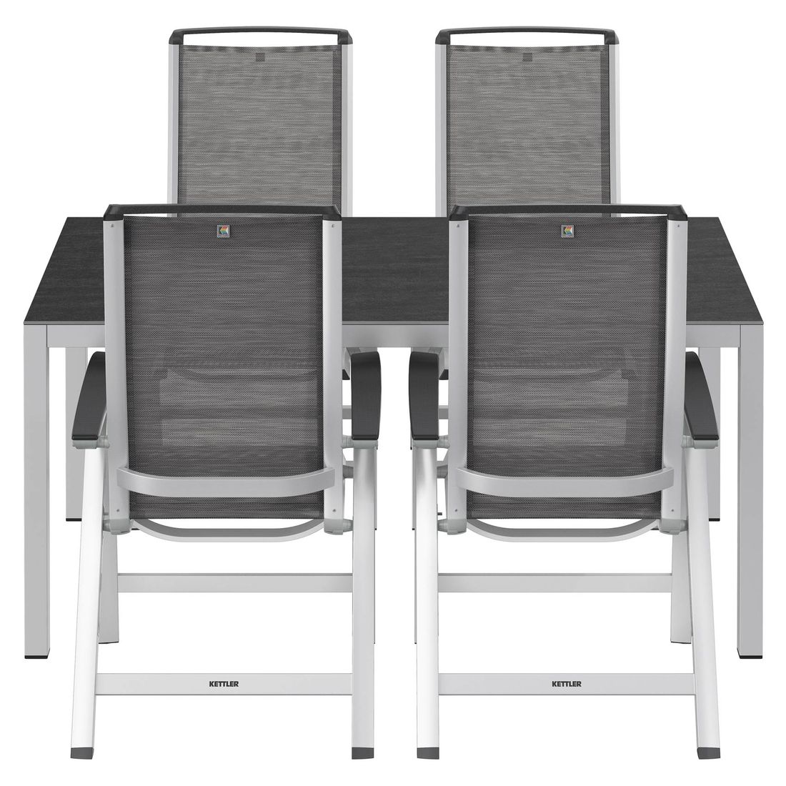 Montert Hagemøbelsett Forma II 4 plasser aluminium på terrasse