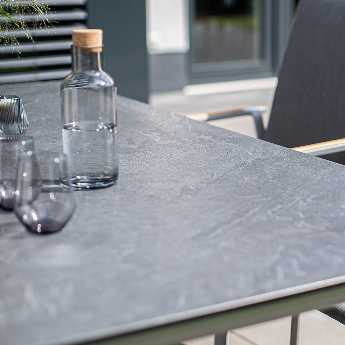 Sammenleggbare stoler på Hagemøbelsett Forma II 6 plasser aluminium HPL 220x95 cm - Kettler
