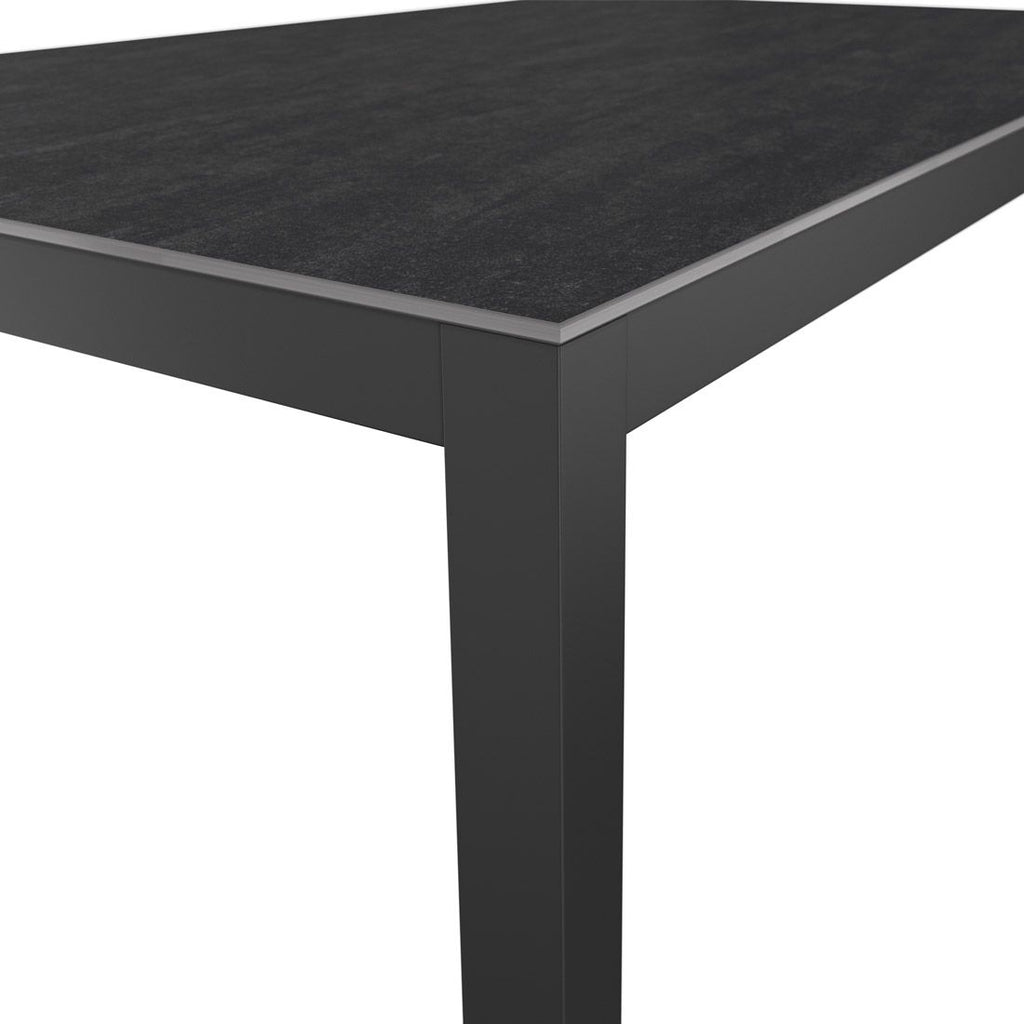 Hagemøbelsett Kobe 4 plasser aluminium/keramikk 160x90 cm - OUTLIV.