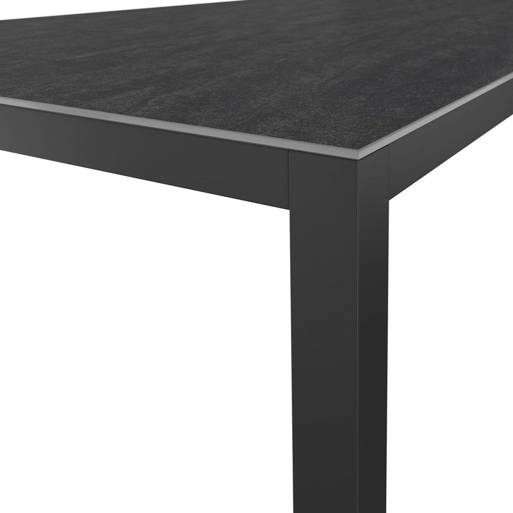 Sidevisning av Hagemøbelsett Kobe 6 plasser aluminium keramikk 220x100 cm - OUTLIV