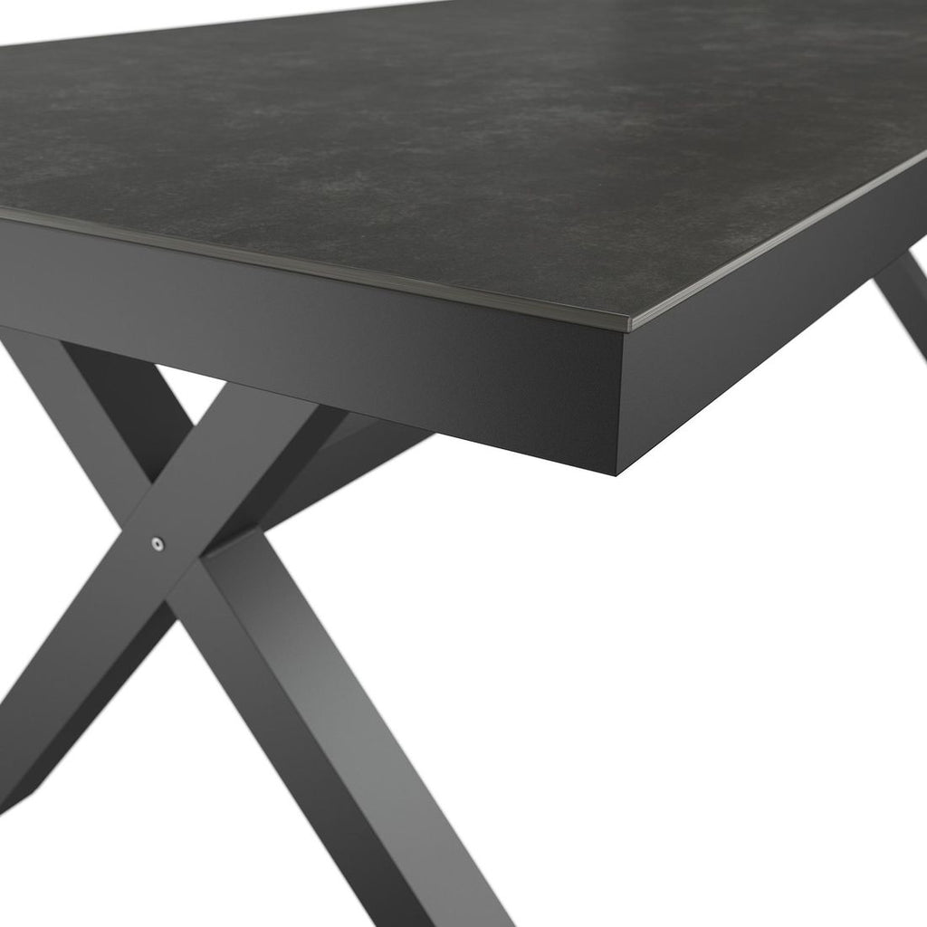 Detalj av armstøtte på stol i Hagemøbelsett Ohio 6 plasser aluminium keramikk 220x100 cm - OUTLIV