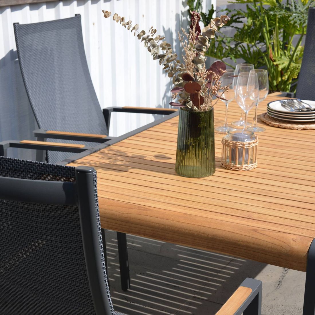 Hagemøbelsett Palau 4 plasser aluminium teak stol side