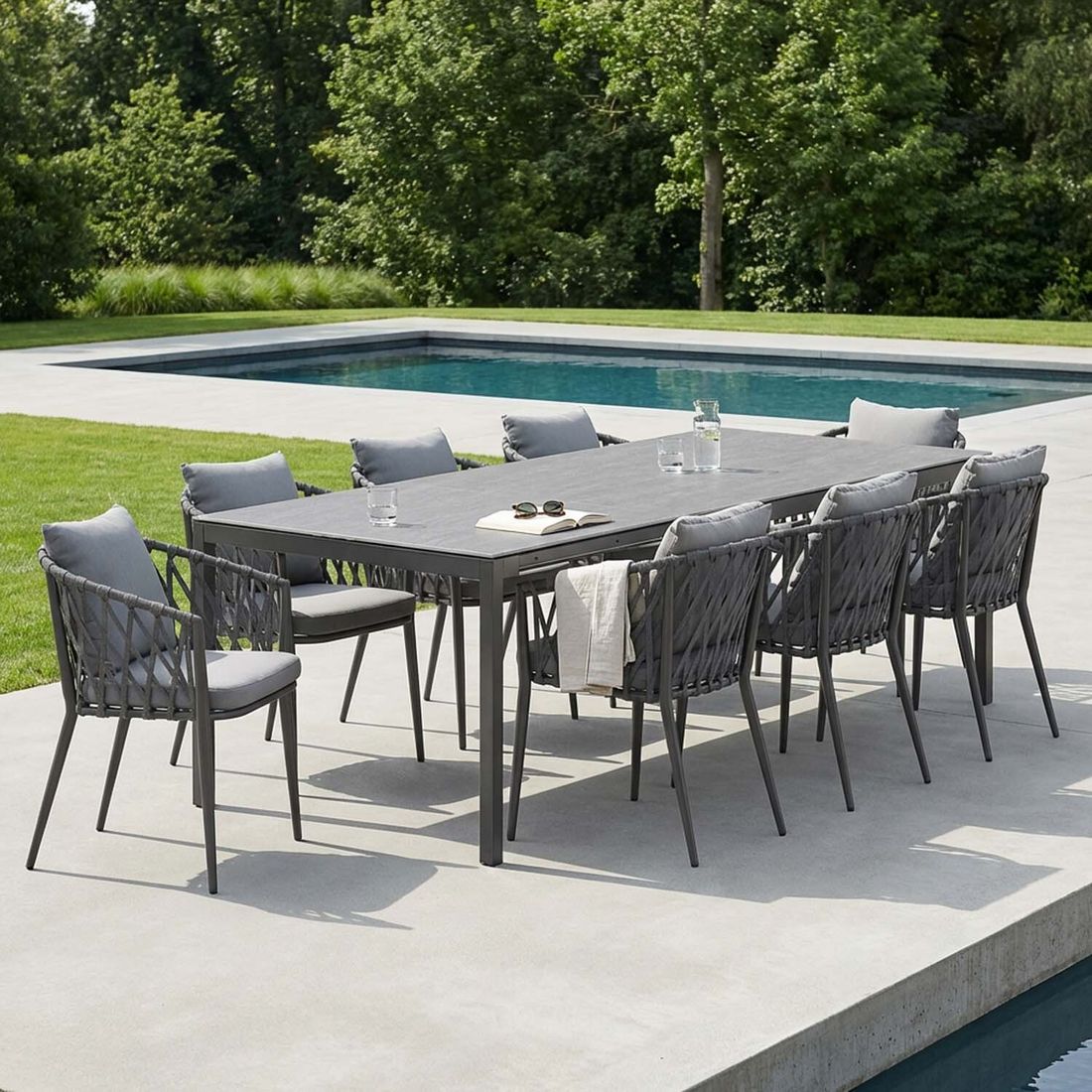 Hagemøbelsett Sunrepo 8 plasser, uttrekkbart 160/240x100 cm sett forfra