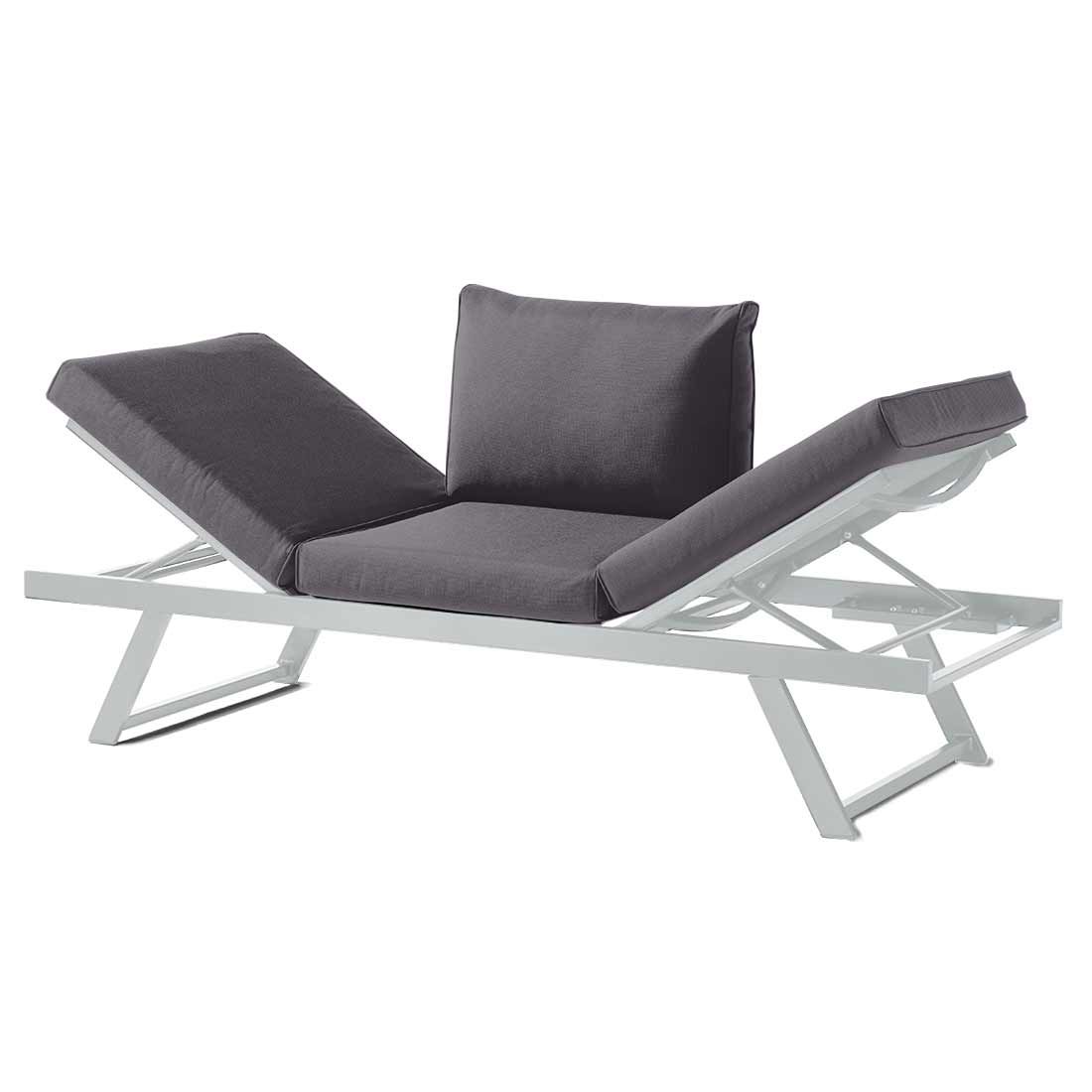 Nærbilde av aluminiumramme på Hagesofa Auckland aluminium/Sunproof 204x72 cm