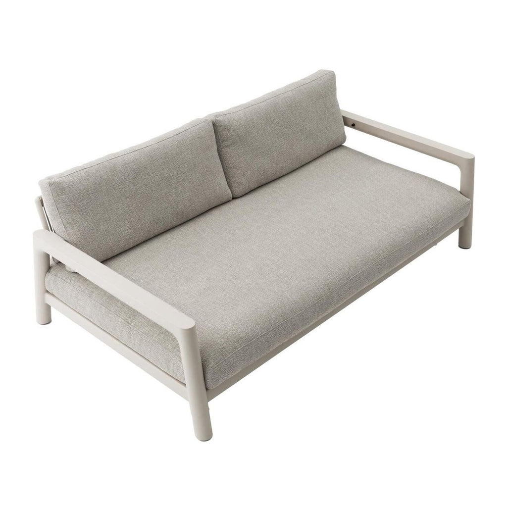 Hagesofa Cozy justerbar sittedybde aluminium tau 236 cm montert på terrasse