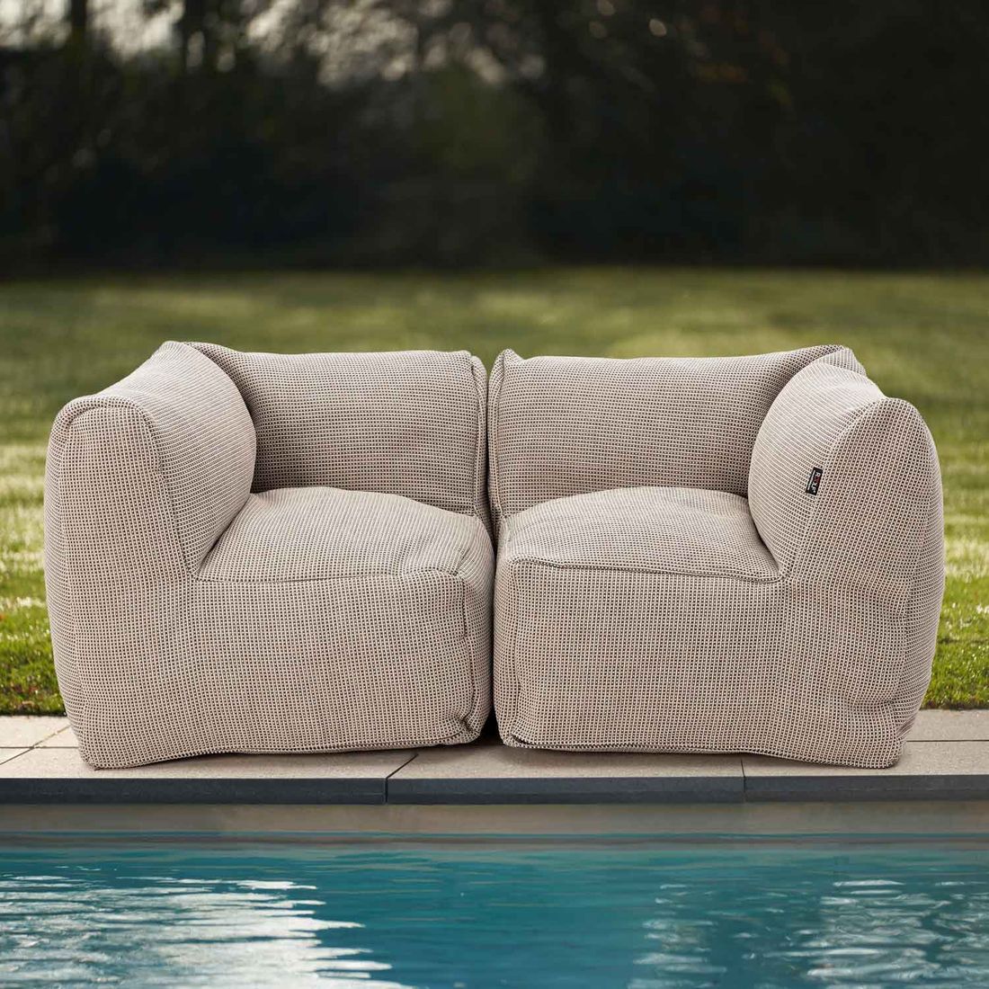 Hagesofa Dotty Cloud polypropylen 150x75 cm beige forfra