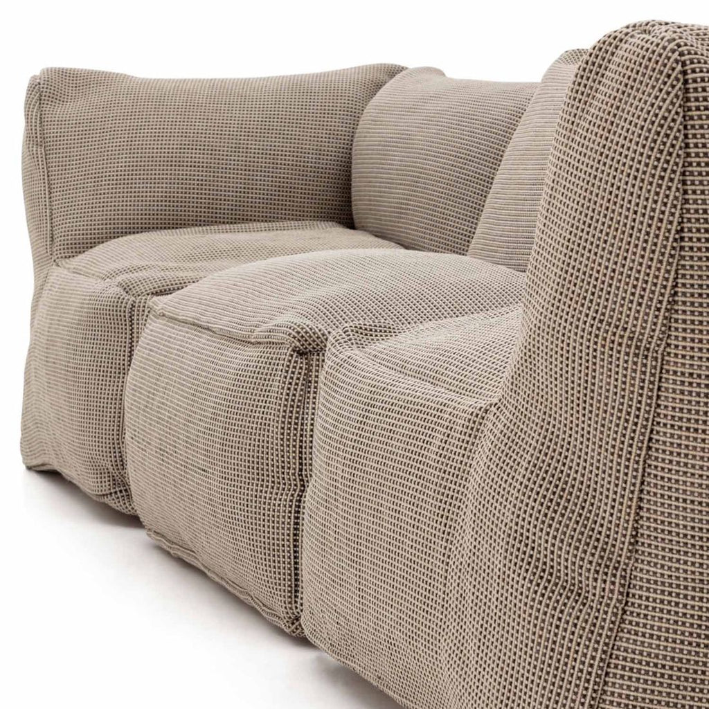 Hagesofa Dotty Cloud polypropylen 225x75 cm på terrasse